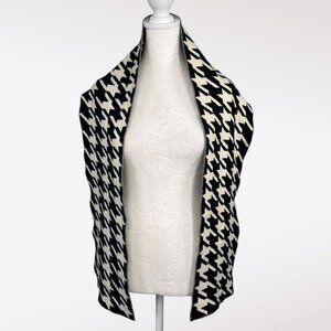 Reversible Knit Scarf Black White Bold Pattern Wool Blend Look